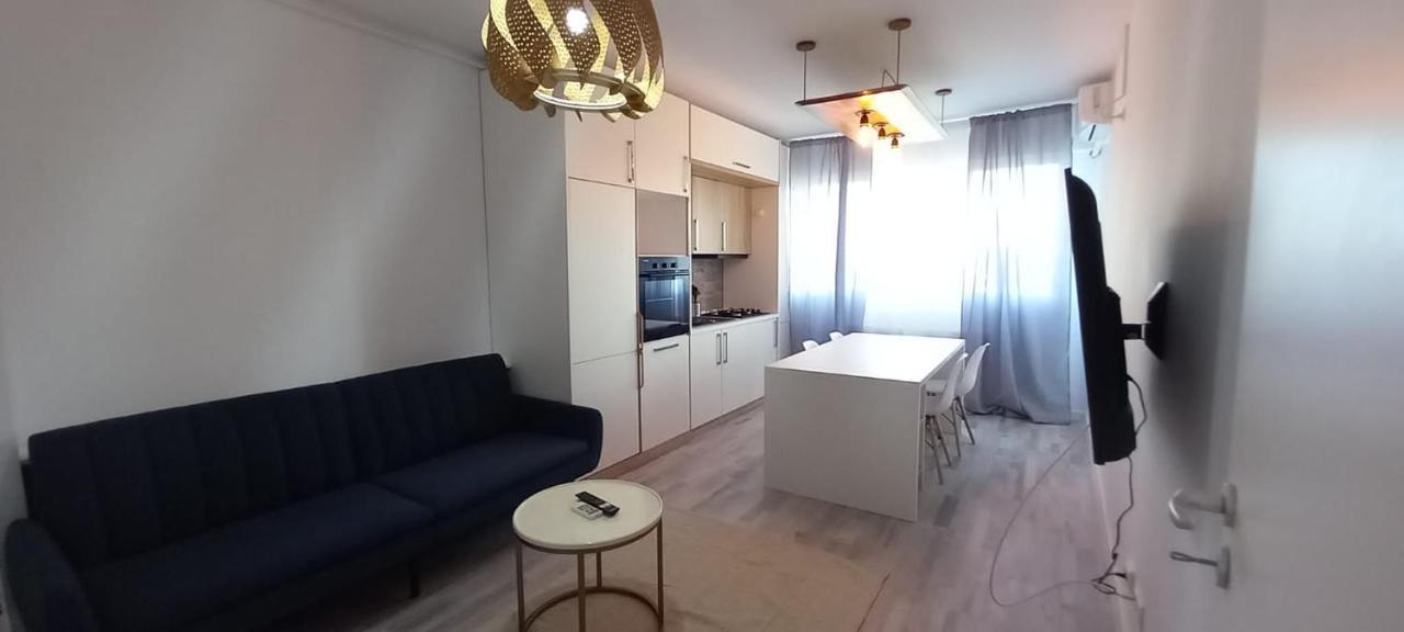 Preciziei 1Br Luxury Apartment With Fast Wifi, Self Check In And Parking Bucarest Exterior foto